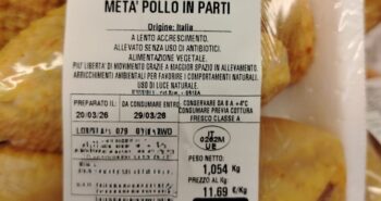 foto apertura etichetta pollo